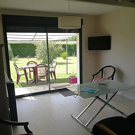 D'hote De Sauviolle Bed & Breakfast 3*